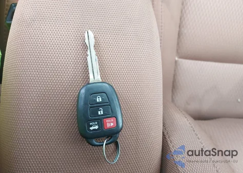 2015 Toyota Corolla Le из США, поврежденный, VIN 2T1BURHE9FC431002